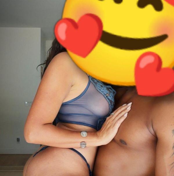 SINGLE AND COUPLE SHOW