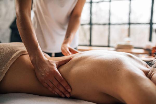 Title - Ladies only Nura massage, oil massage and full service