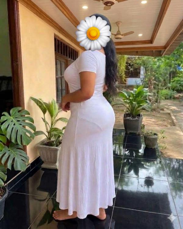 Hot 35 Years Mature Lady 🔥
