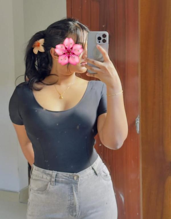 ❤️‍🩹 LIVE CAM SHOW — GENUINE SERVICE ❤️‍🩹 📸 Real Photo Attached 🎥 Face Cam Available
