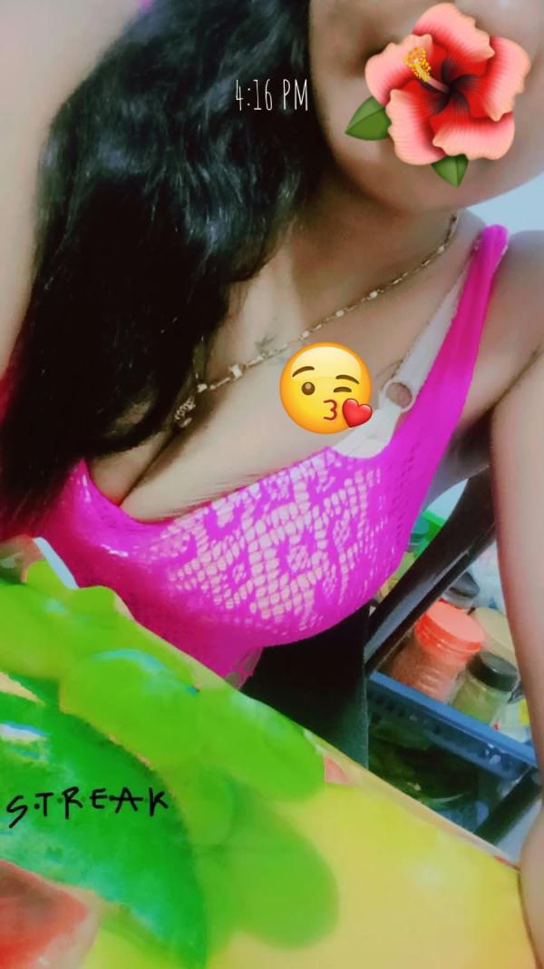 💝  ‘dahiwala aththitiya ’ Hot Girl