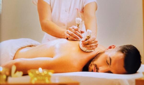 Relaxing massage in Nigambo for ladies and gentls