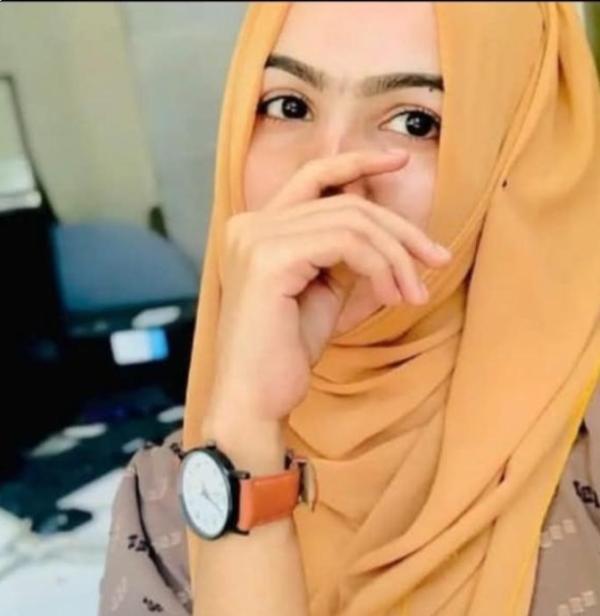 Riyal Muslime Girl Live cam show ( 💯) ganiving