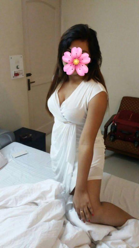 🦋🩷New Girl Full Service tamil girl 6000 with room Ingiriya hanwella padukka meepe 🩷