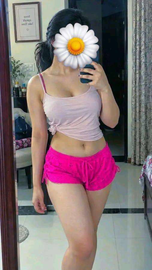 Cute Girl Real Cam service  Cupule show & Single girl cam show available